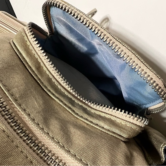 Baggallini Gold Crossbody Purse with Pockets - Picture 12 of 13